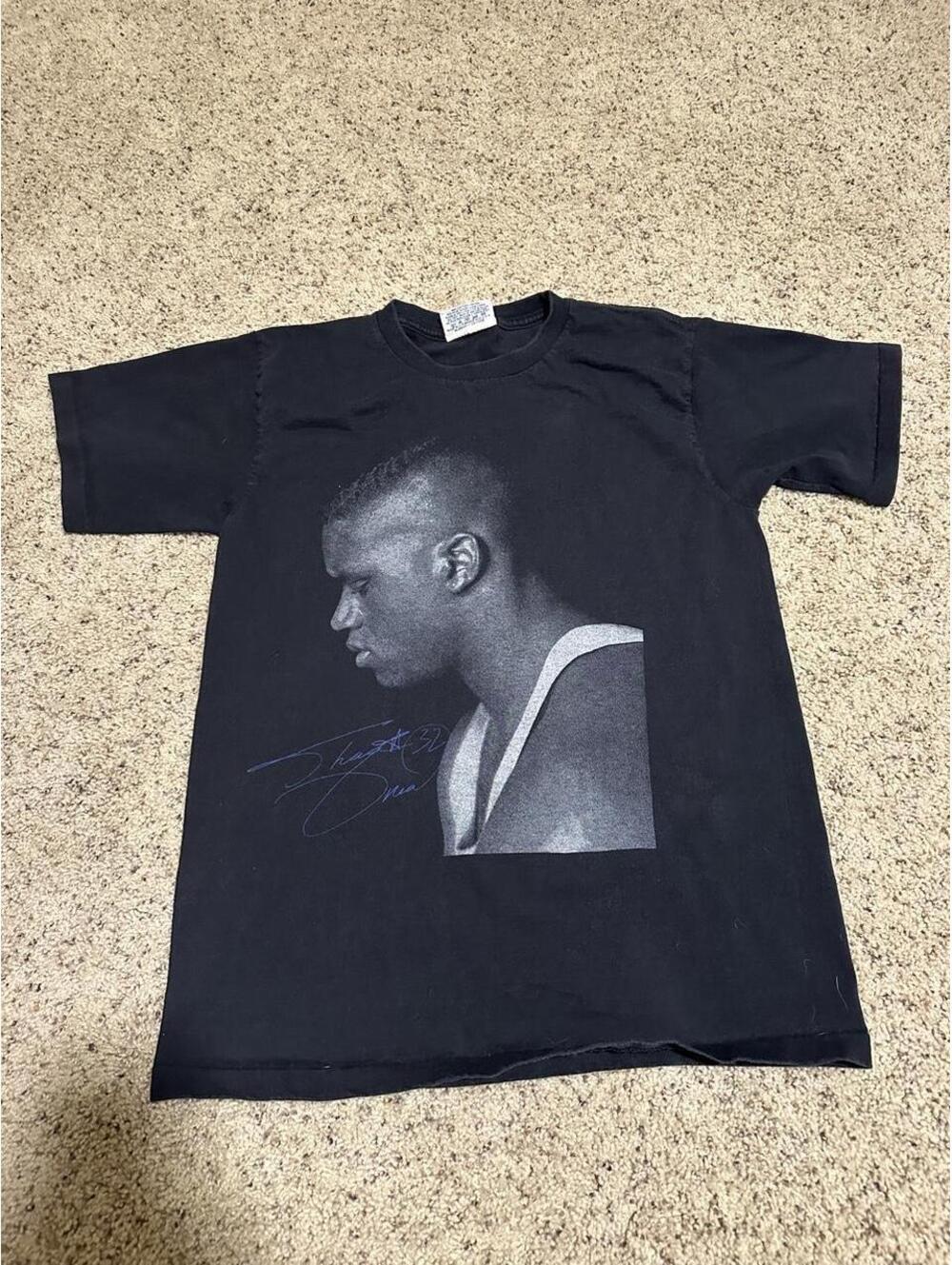 Reebok Men's Black Tshirt